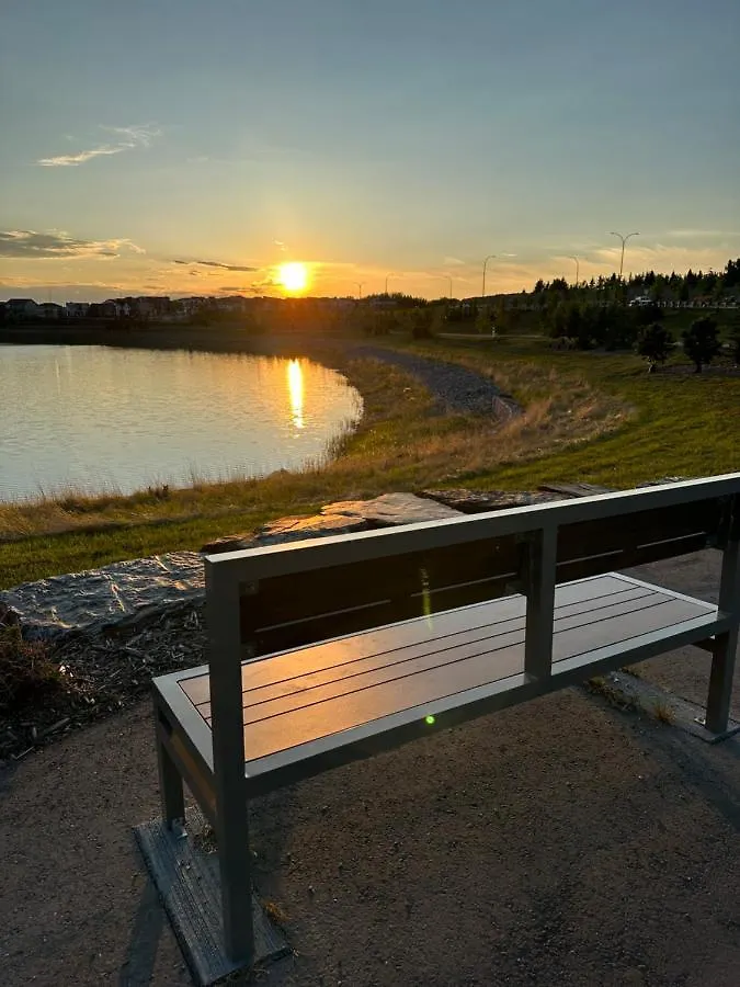 2 Bedroom 2 Washrooms Brand New Beautiful & Cozy Suite Calgary 0*,